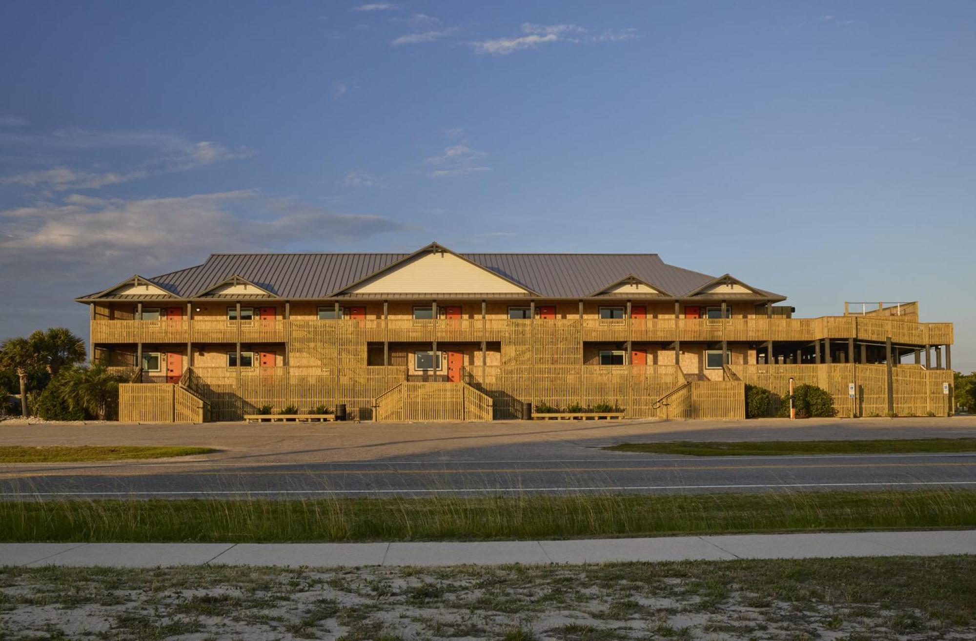 Pamlico Station Edgecamp Hotel Rodanthe Exterior photo